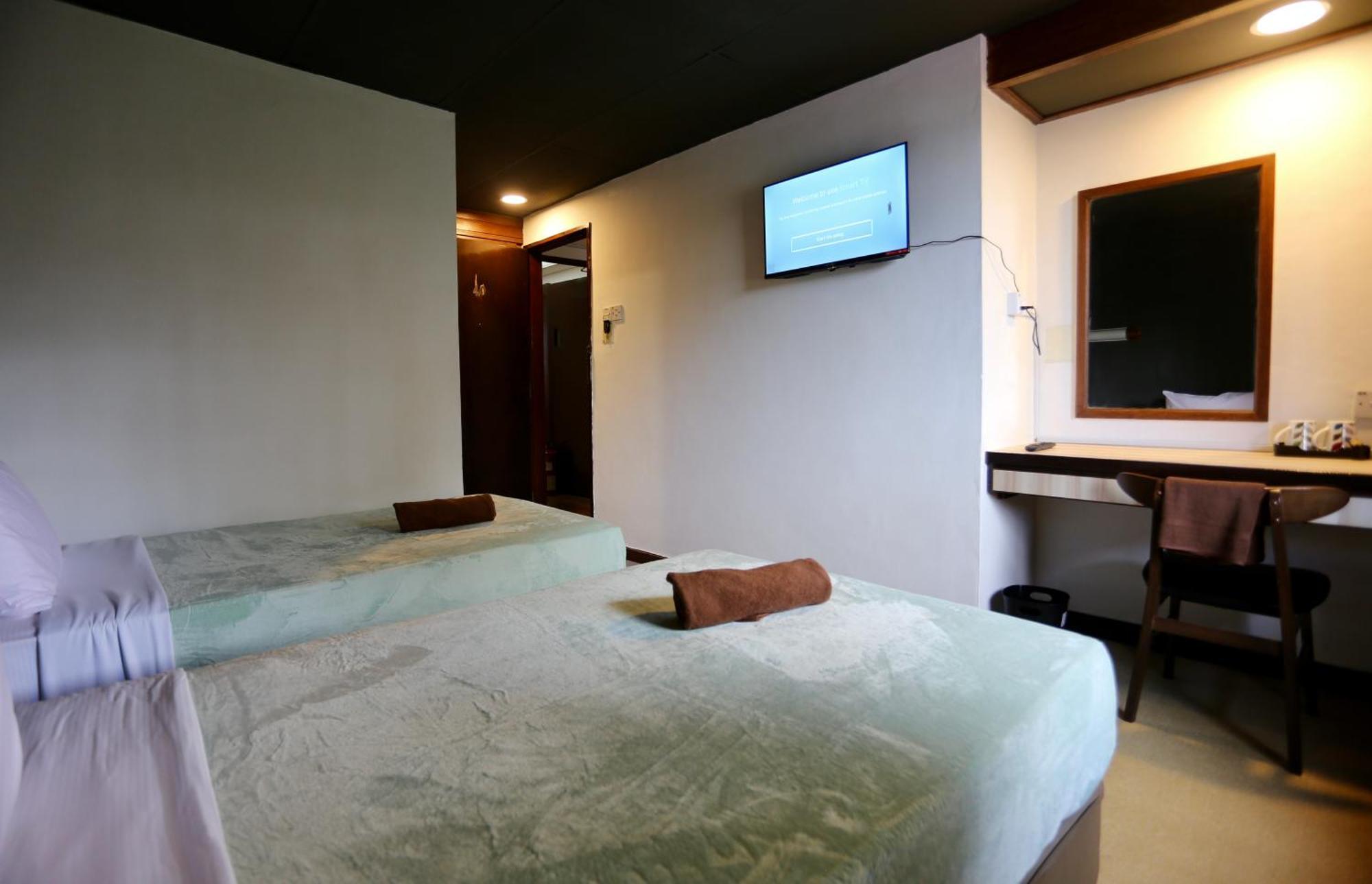 Fata Hotel By Project Borneo Кучінг Екстер'єр фото